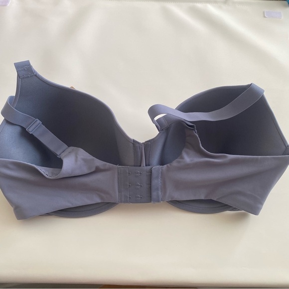 SKIMS Fits Everybody T-Shirt Demi Bra Coverage 2294 Slate size 40DD - Picture 4 of 7